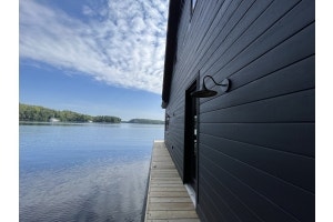 Smooth, Brushed, or Resawn? Let’s Talk Texture